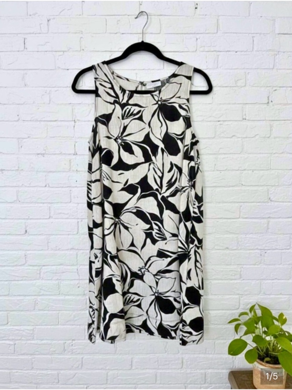 Black and White Print Shift Linen Dress